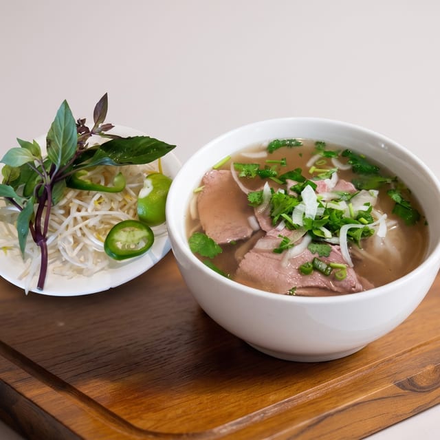 Rare Beef Pho / Phở Tái.