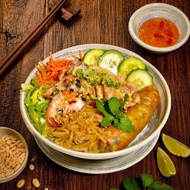 Combination Vermicelli Bowl / Bún Thập Cẩm.