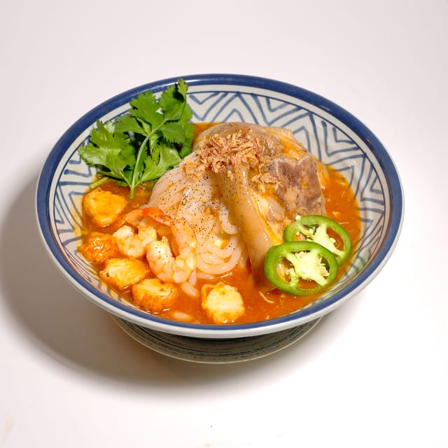 Crab & Shrimp Udon Noodle Soup / Bánh Canh Cua.