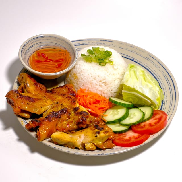 Grilled BBQ Chicken Rice Plate / Cơm Gà Nướng.