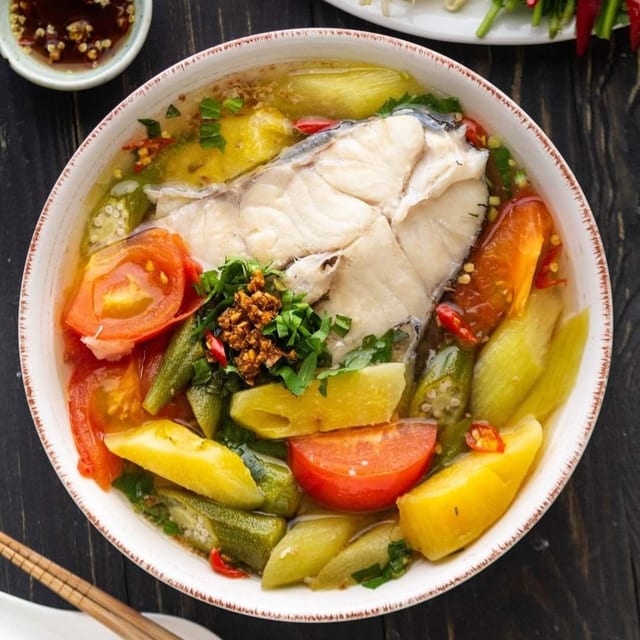 Vietnamese Sweet & Sour Fish Soup / Canh Chua Cá (Bông Lau Hoặc Cá Hồi).